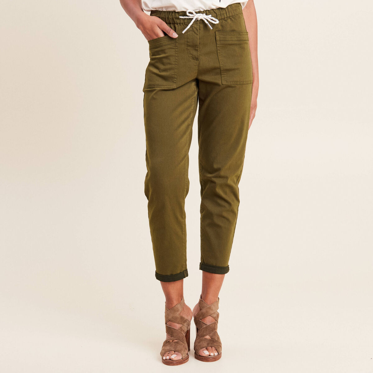 Pantalon coupe mom 7/8&egrave;me vert olive femme