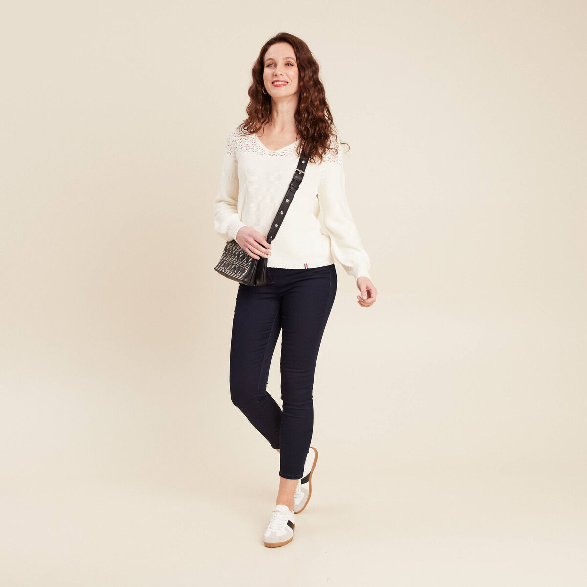 Pull confectionn&eacute; en France ecru femme