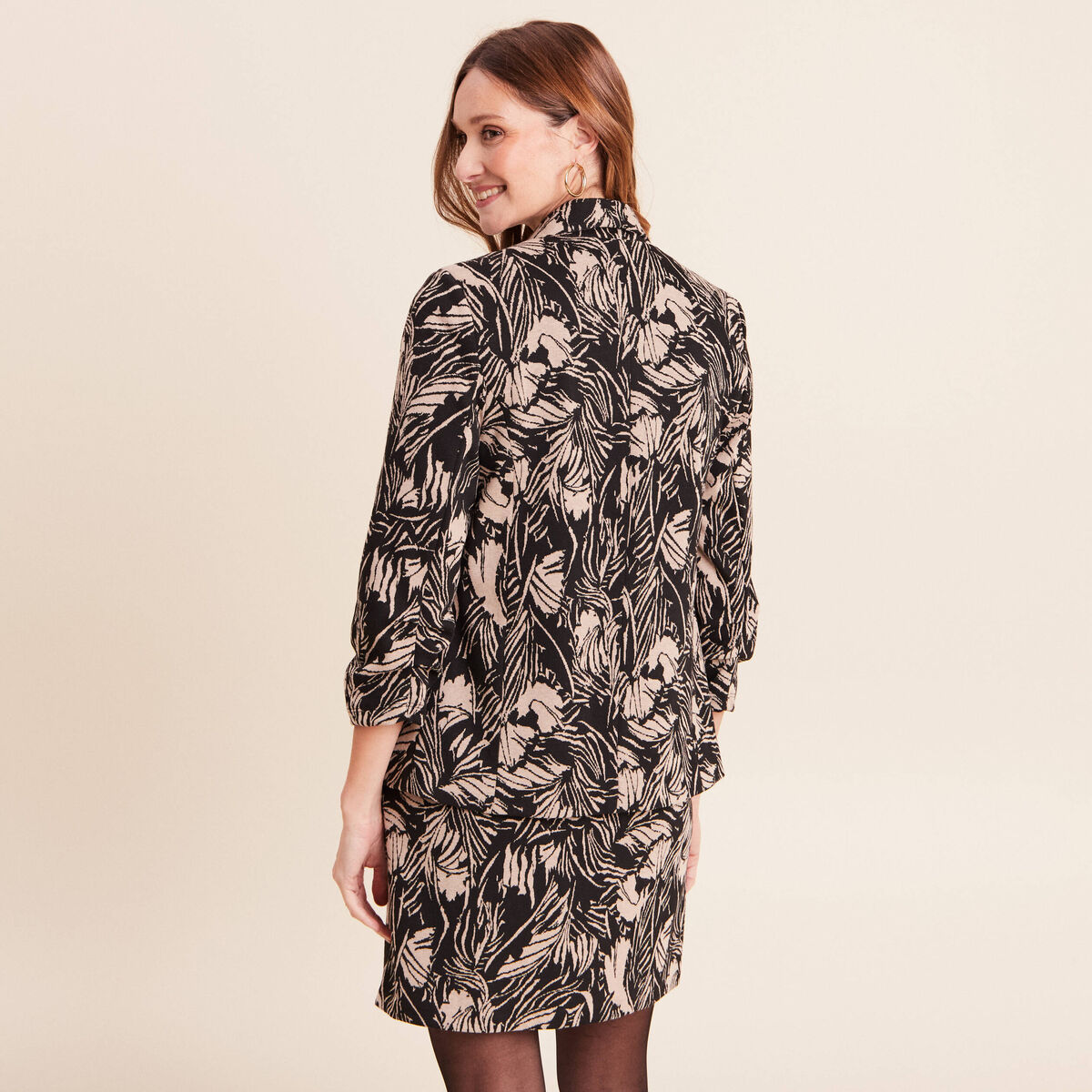 Veste cintr&eacute;e manches longues doubl&eacute;e noir femme