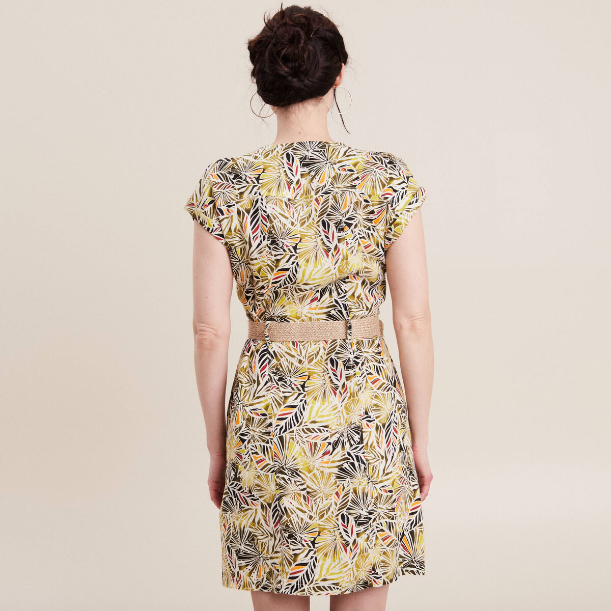 Robe droite ceintur&eacute;e vert femme