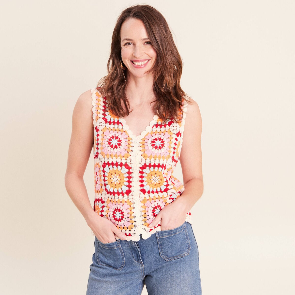 Gilet macram&eacute; col v sans manches ecru femme