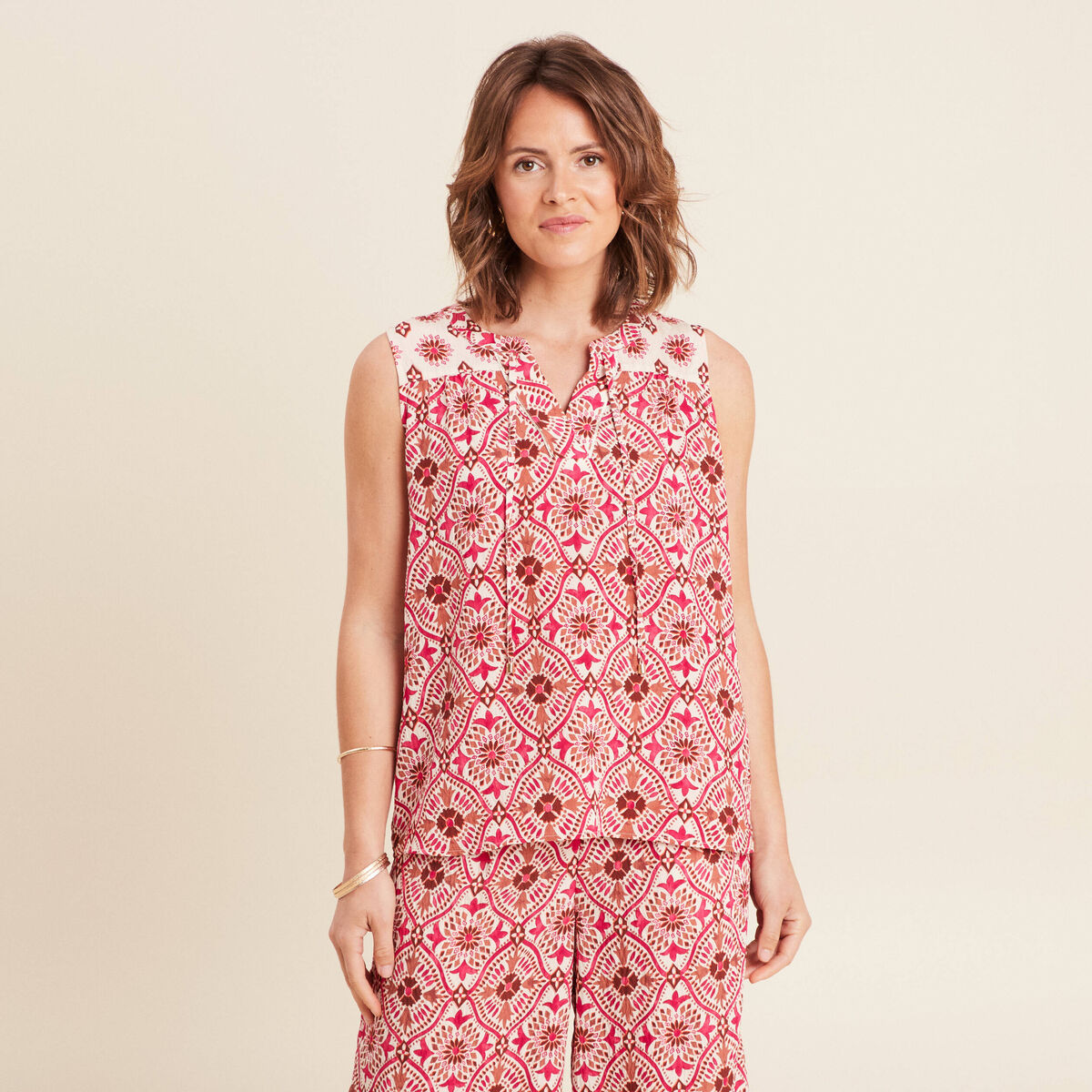 Blouse fluide sans manches rose femme