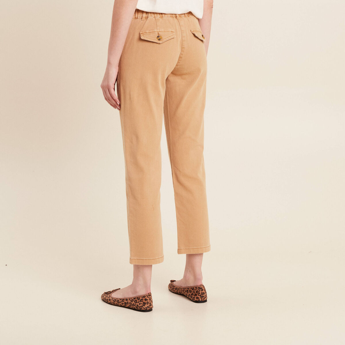Jean ajusté 7/8ème marron clair femme