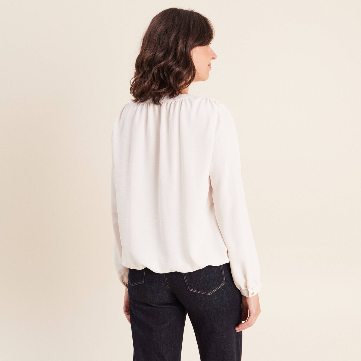 Chemise ample effet boule doubl&eacute;e ivoire femme