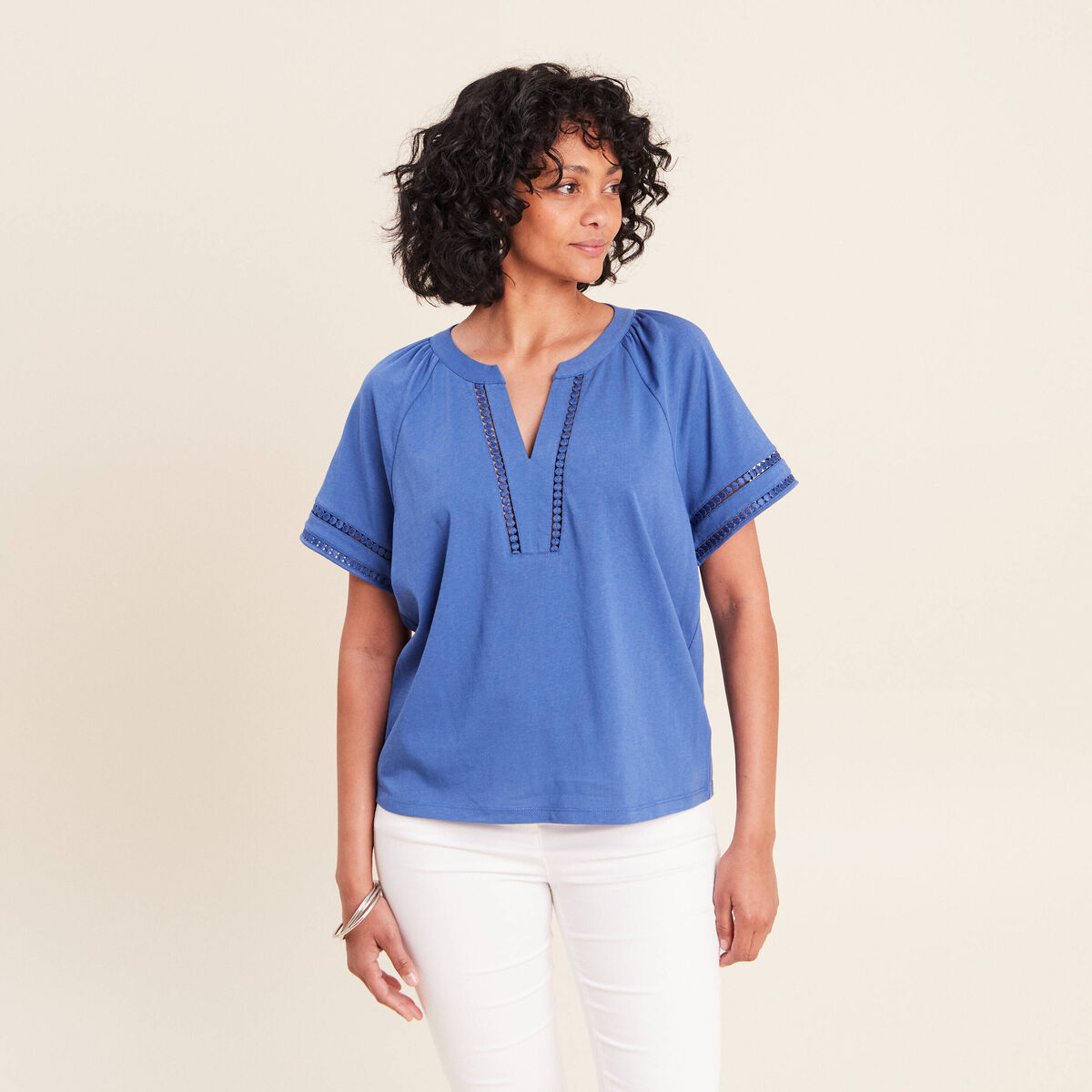Blouse col v manches courtes bleu roi femme