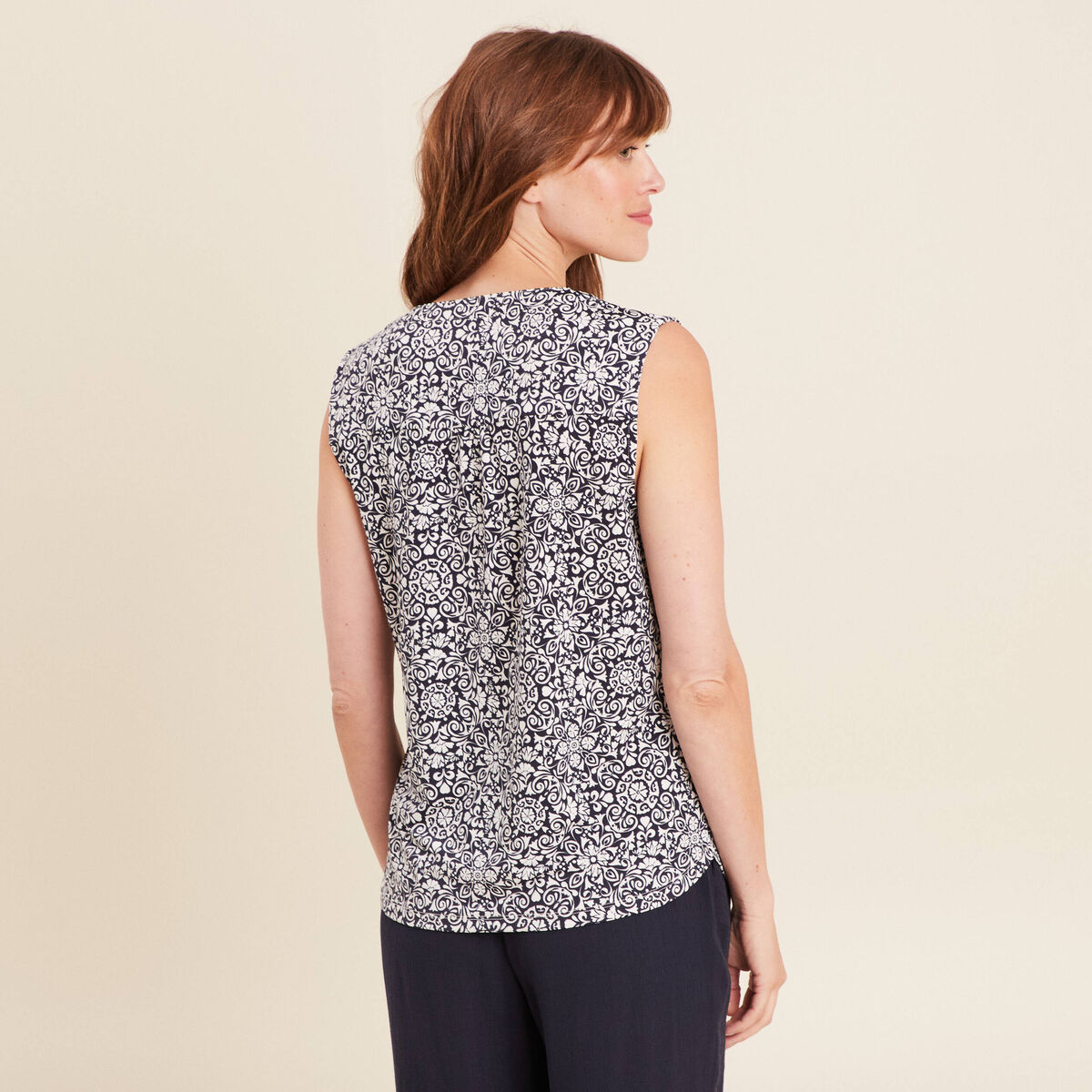 Débardeur sans manches bleu marine femme