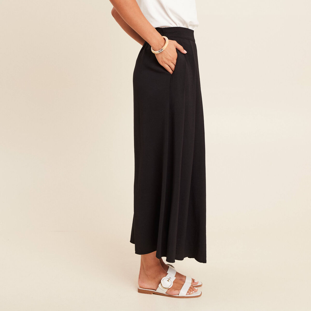 Jupe longue évasée fluide noir femme