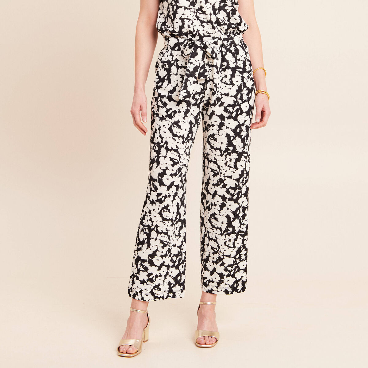 Pantalon coupe large 7/8&egrave;me taille haute noir femme