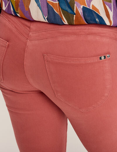 Jean magique ajusté taille standard rose femme