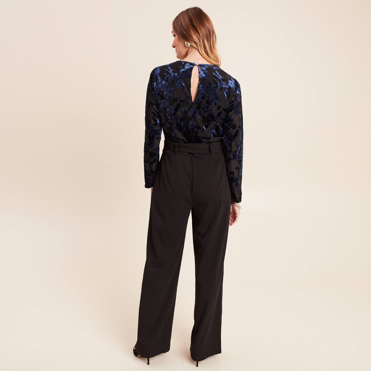Combinaison de c&eacute;r&eacute;monie noir femme