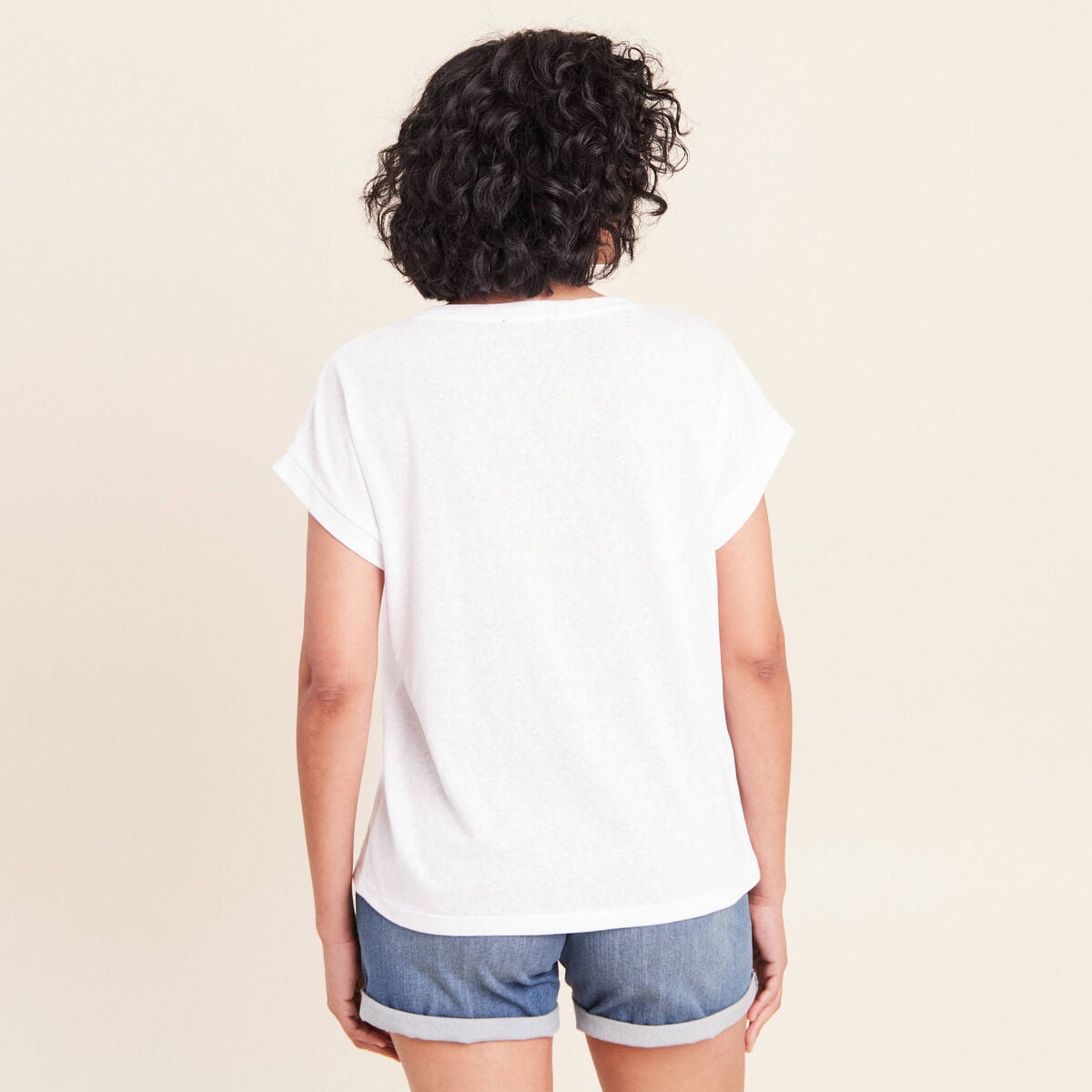 T-shirt &agrave; paillettes manches courtes blanc femme