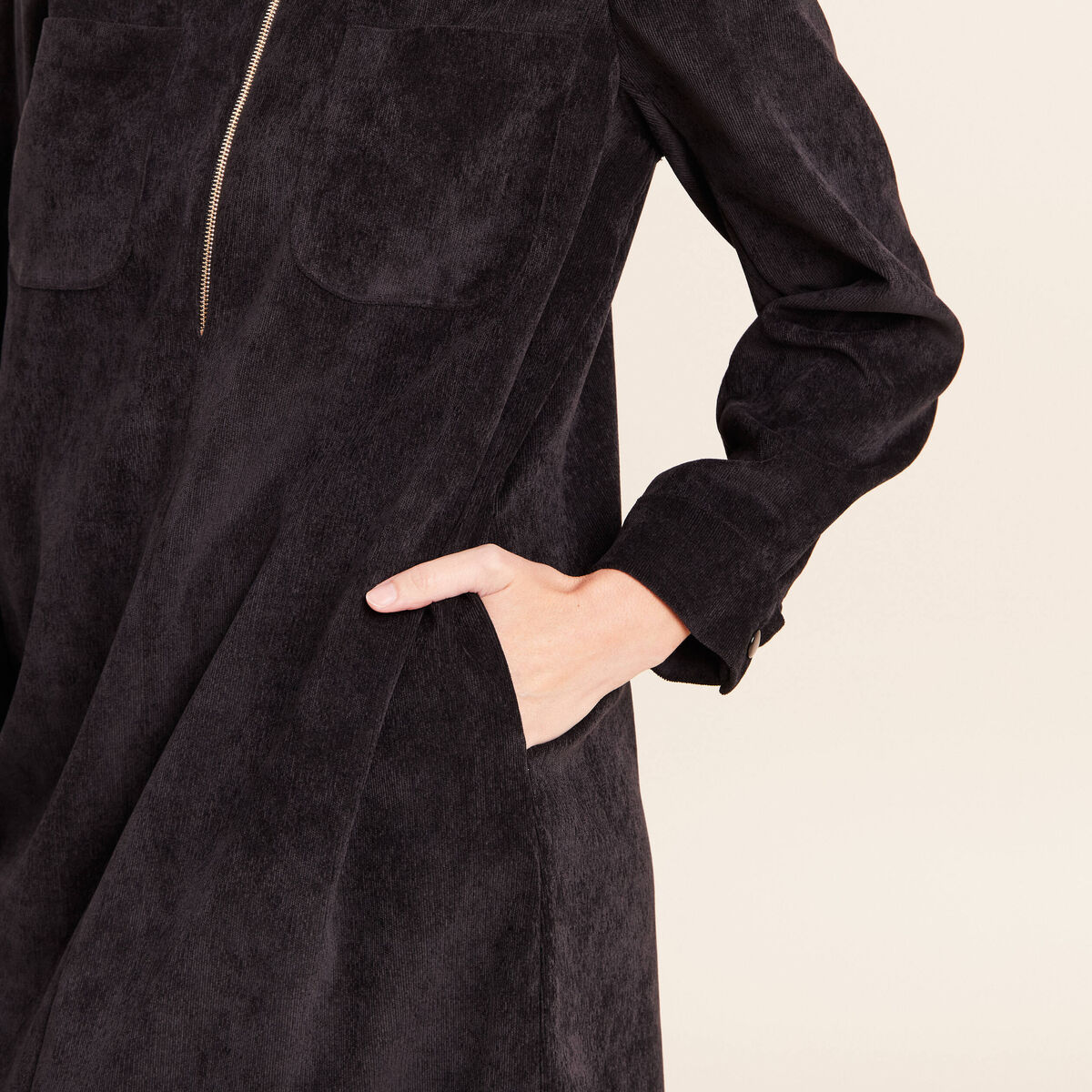 Robe droite courte velours col chemise noir femme