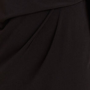 Robe cintrée courte col rond noir femme