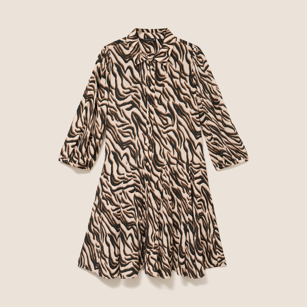 Robe courte &eacute;vas&eacute;e col chemise noir femme