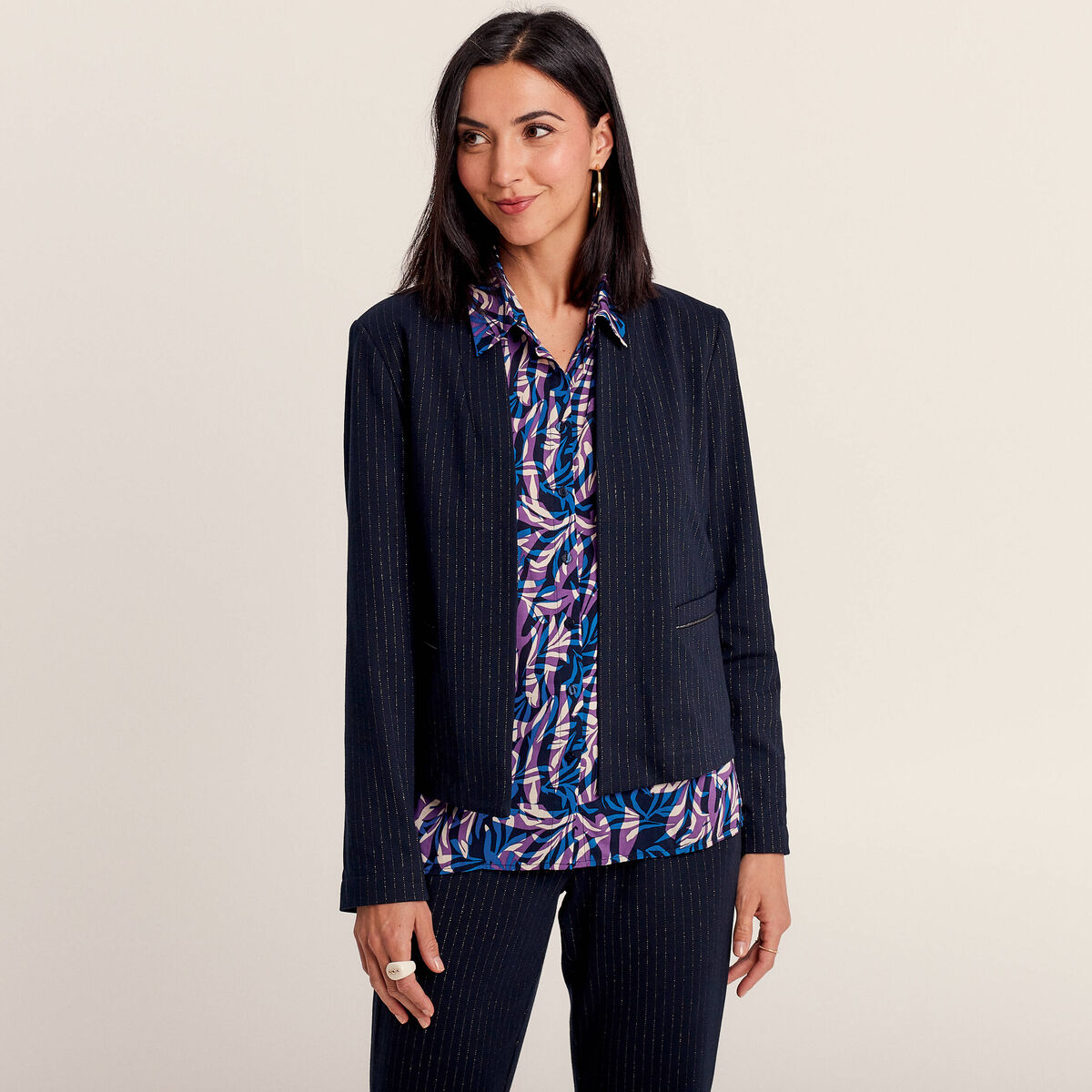 Veste ajust&eacute;e col ch&acirc;le bleu marine femme