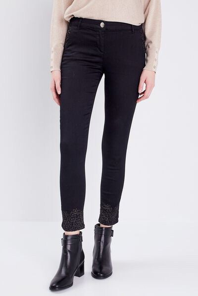 Pantalon chino ajusté noir femme