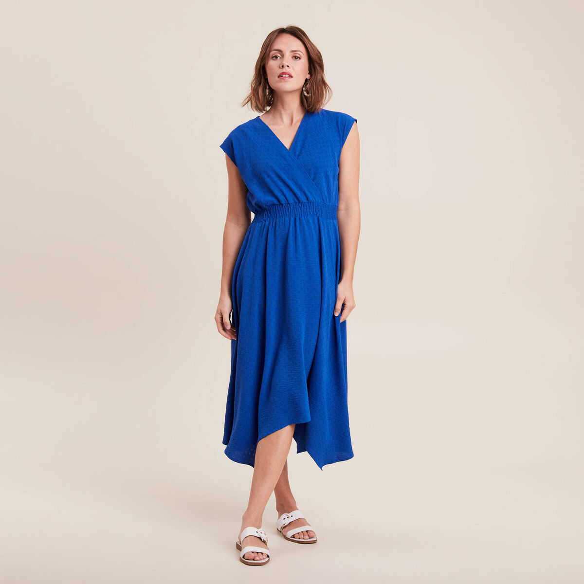 Robe évasée taille smockée bleu electrique femme
