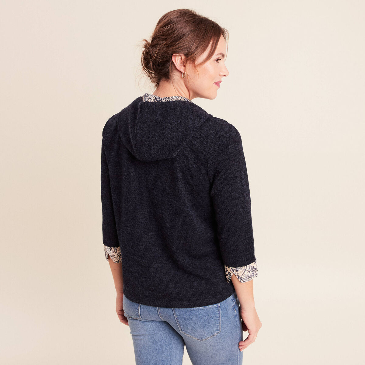 Sweat &agrave; capuche manches 3/4 bleu marine femme