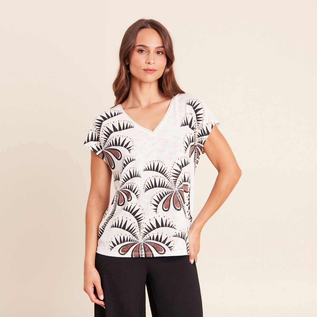 T-shirt col v manches courtes ecru femme