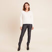 Pantalon coupe ajust&eacute;e enduit gris acier femme