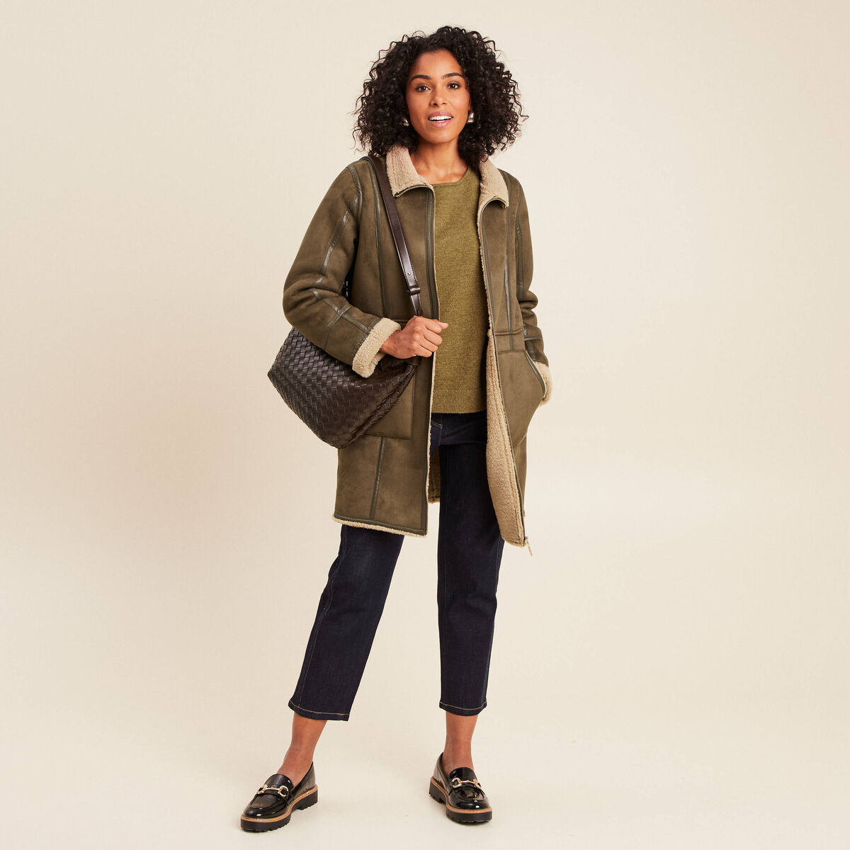 Manteau cintr&eacute; mi-long vert kaki femme