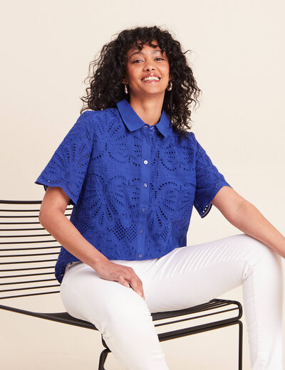 Chemise manches courtes brod&eacute;e bleu fonc&eacute; femme