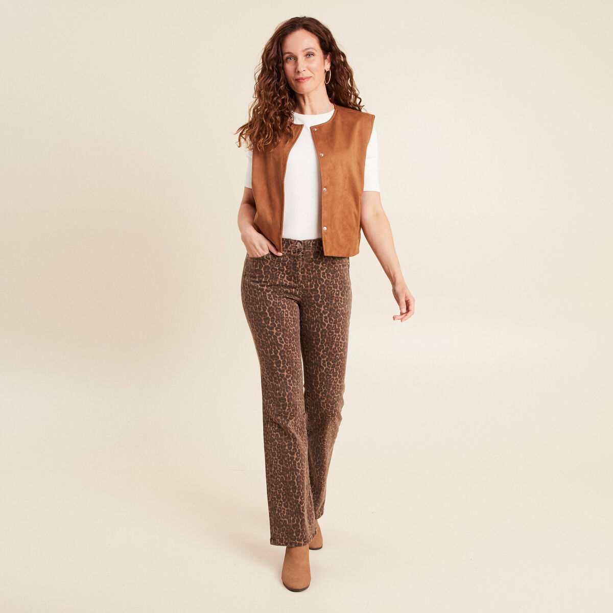 Pantalon magique L'Unique coupe bootcut marron cognac femme