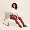 Jean coupe ajust&eacute;e taille bascul&eacute;e marron femme