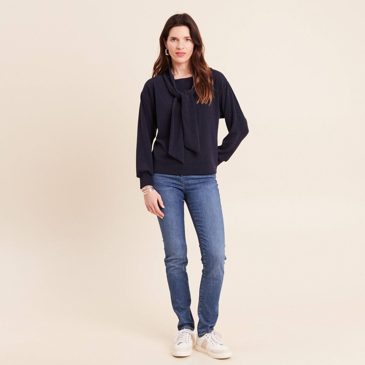 Pull col ch&acirc;le manches longues bleu marine femme
