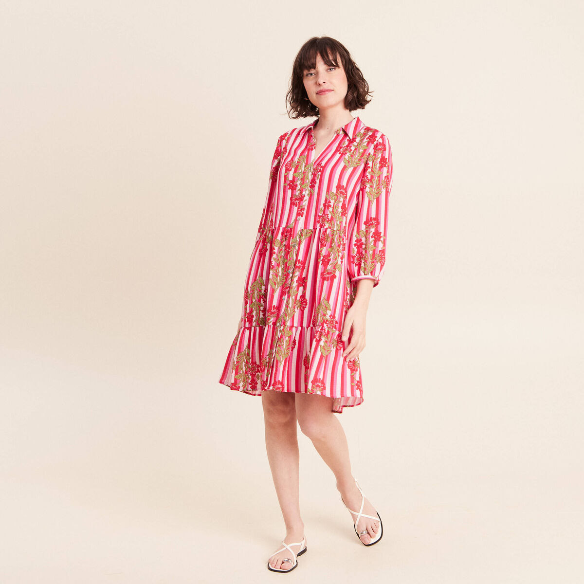 Robe courte &eacute;vas&eacute;e manches 3/4 rose femme