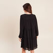 Robe courte &eacute;vas&eacute;e col v manches longues noir femme