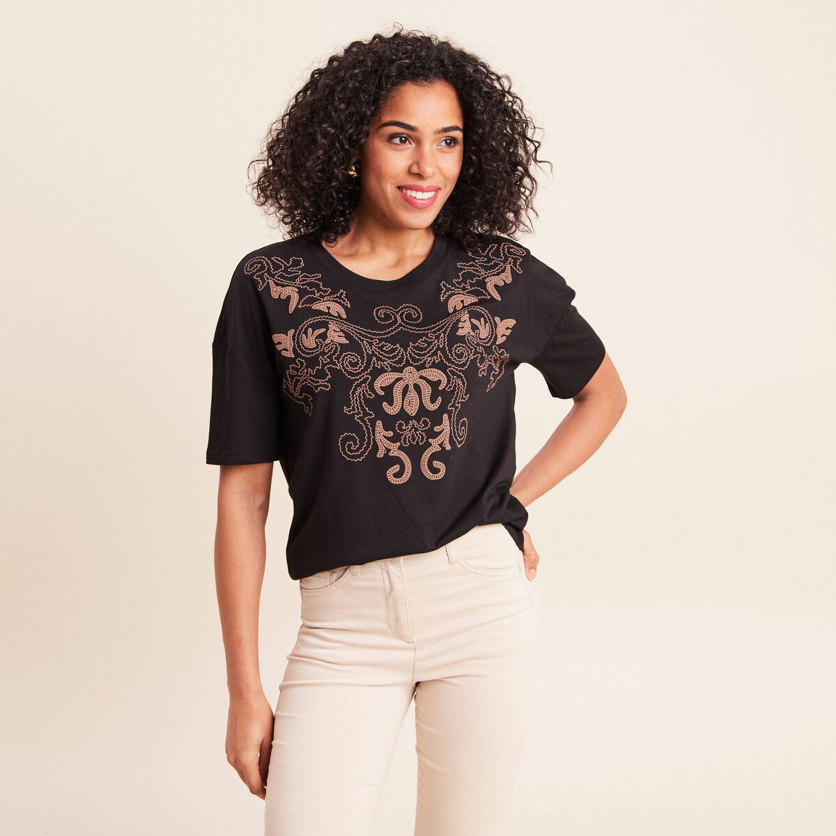 T-shirt col rond manches courtes noir femme