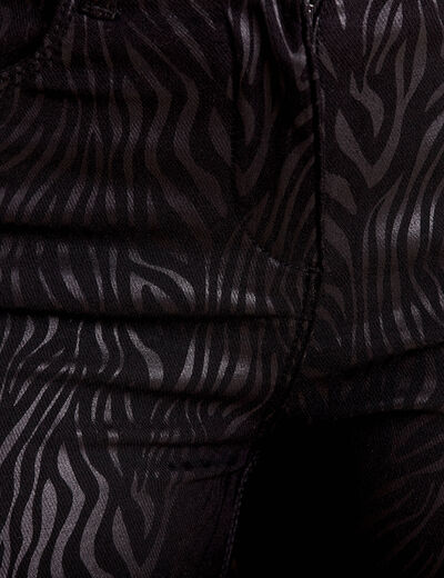 Pantalon ajusté enduit denim noir femme