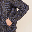 Veste bas resserr&eacute; manches longues bleu femme