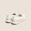 Mocassins d&eacute;tail cha&icirc;ne blanc femme