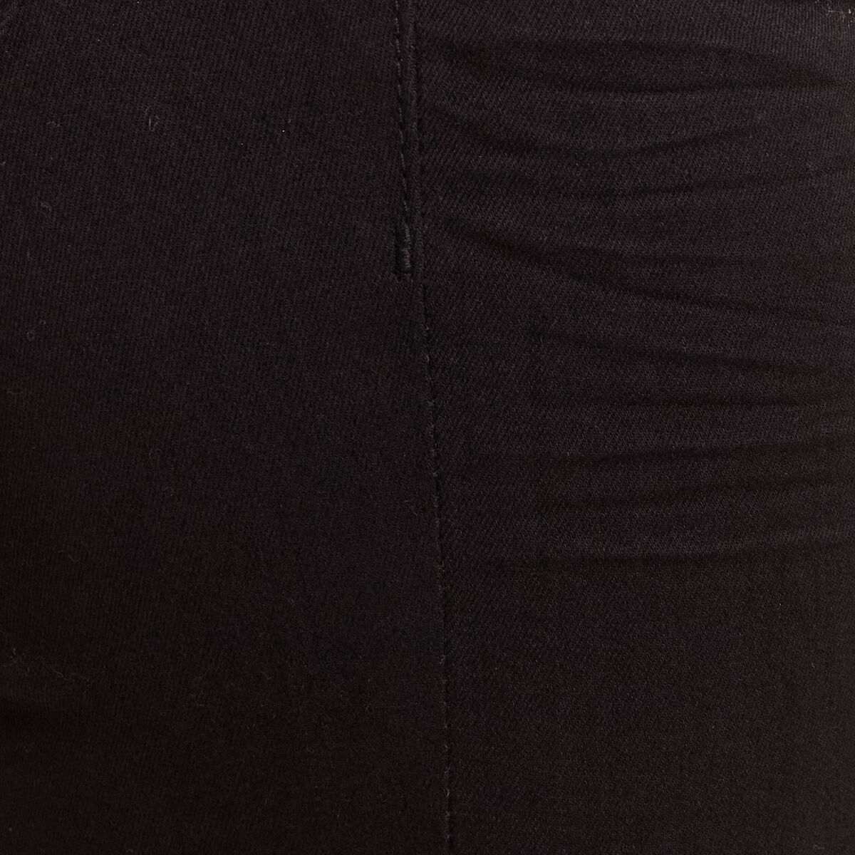 Jean ajusté taille standard long noir femme