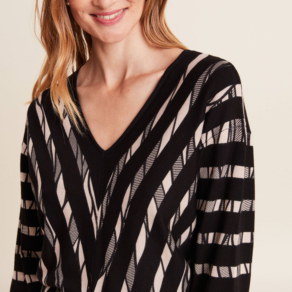 Pull manches longues noir femme