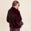 Manteau en fausse fourrure col montant bordeaux femme