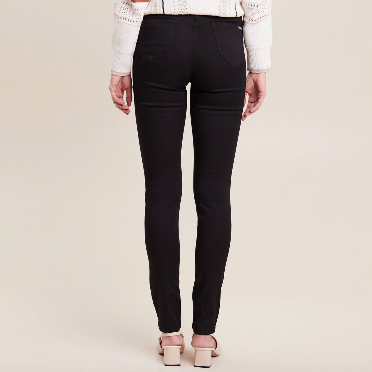 Pantalon léger taille haute long noir femme