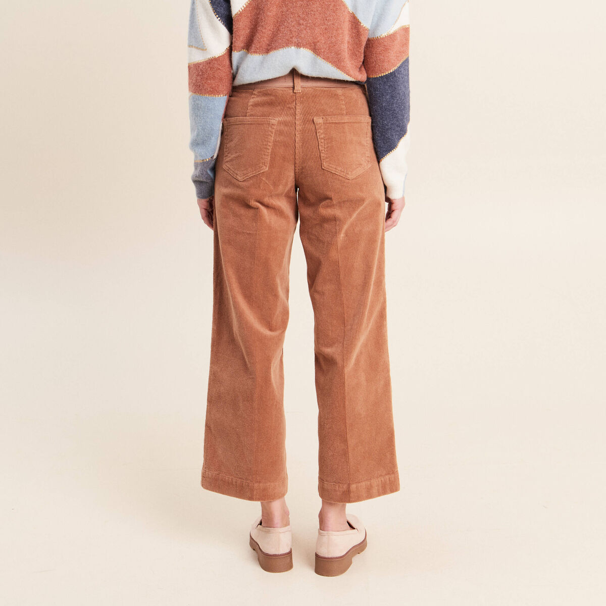 Pantalon large velours c&ocirc;tel&eacute; marron femme
