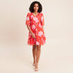 Robe courte &eacute;vas&eacute;e col v manches coudes rouge femme