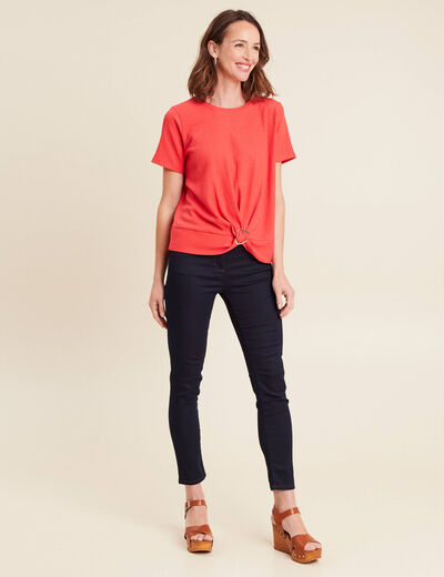 Top court bas resserré col rond rouge corail femme
