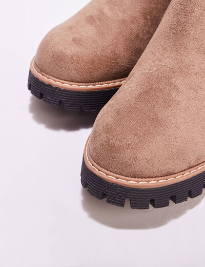 Bottines chelsea crantées marron femme