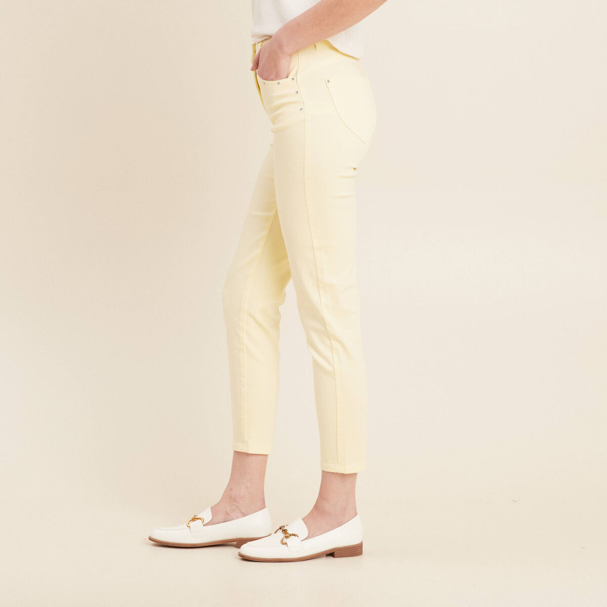 Pantalon ajusté 7/8ème jaune clair femme