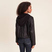 Blouson capuche bas resserr&eacute; similicuir noir femme