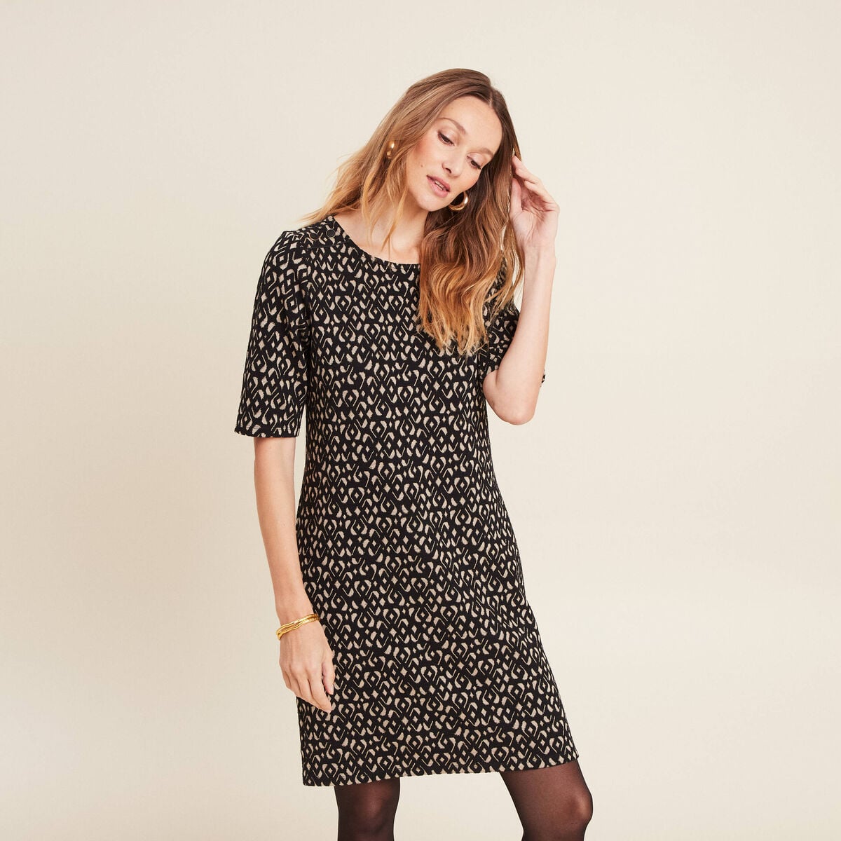 Robe droite manches courtes noir femme