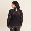 T-shirt cintr&eacute; col montant dentelle noir femme