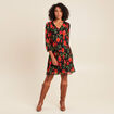 Robe courte &eacute;vas&eacute;e pliss&eacute;e manches 3/4 rouge femme