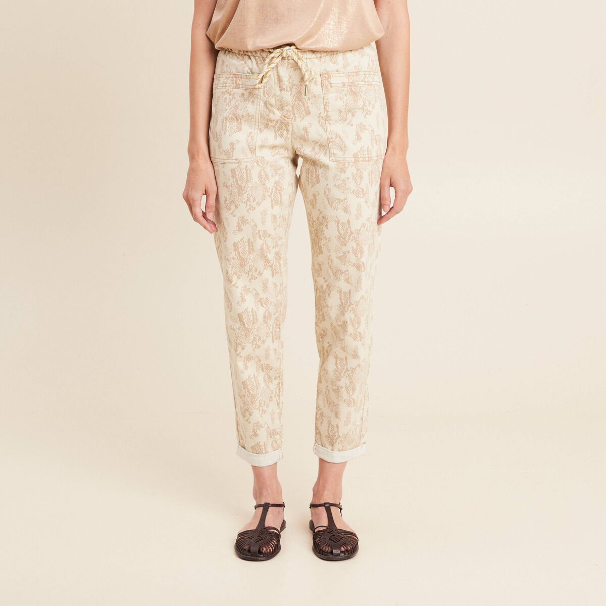 Pantalon coupe mom 7/8&egrave;me beige femme