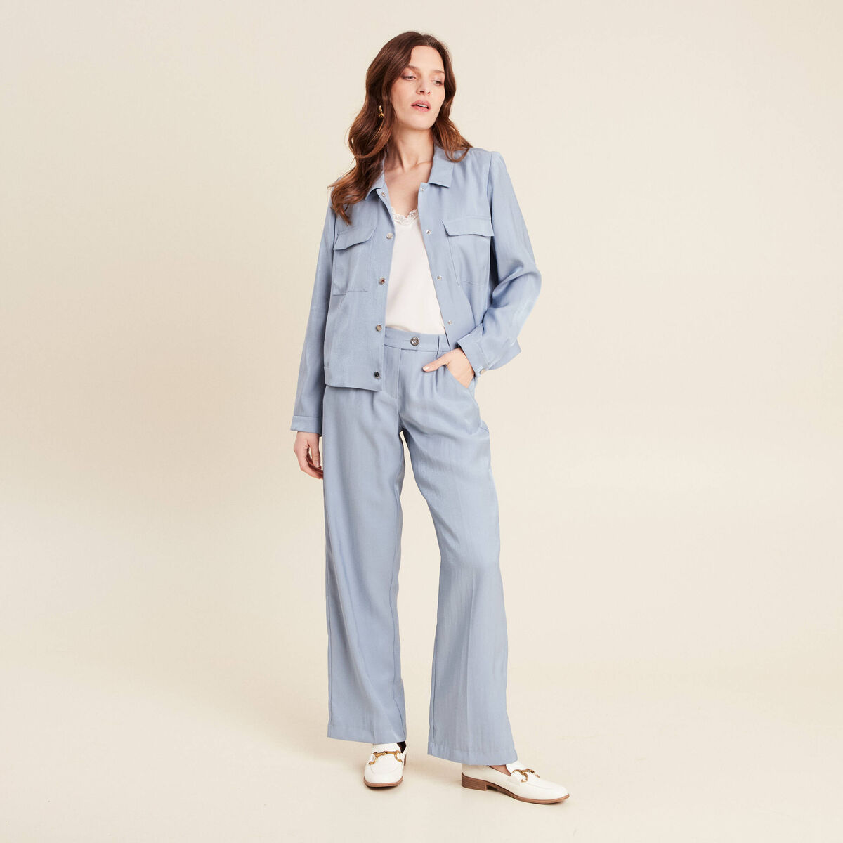 Pantalon flou irisé bleu clair femme